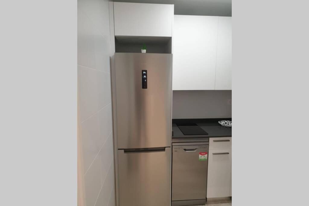 Apartamento Recien Reformado En 바라칼도 외부 사진